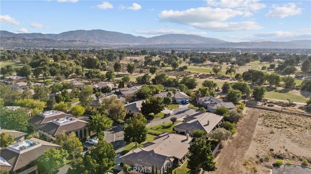239 Hawk Lane, Palmdale, CA 93551