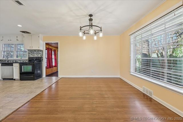 4152 S Trenton Avenue, Tulsa, OK 74105