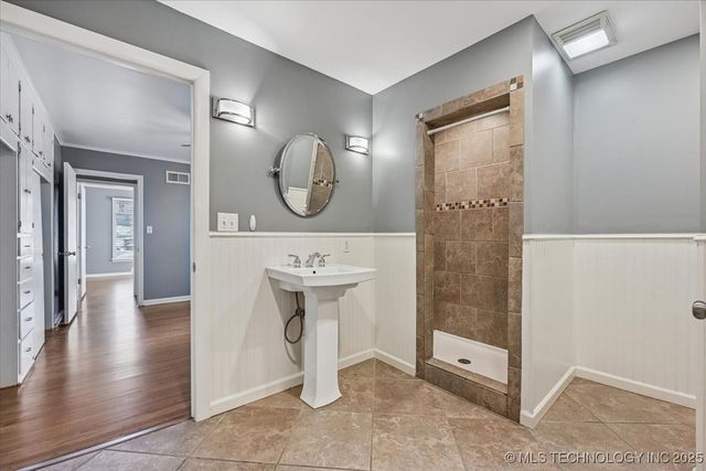 4152 S Trenton Avenue, Tulsa, OK 74105