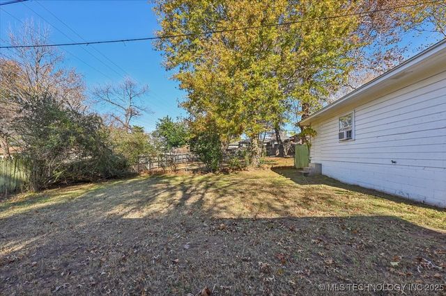 4152 S Trenton Avenue, Tulsa, OK 74105