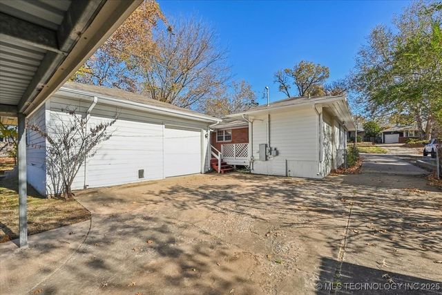 4152 S Trenton Avenue, Tulsa, OK 74105