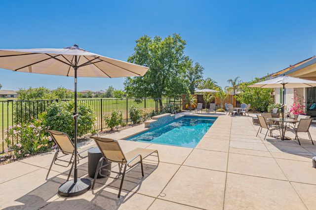 33887 Mallard St, Woodland, CA 95695