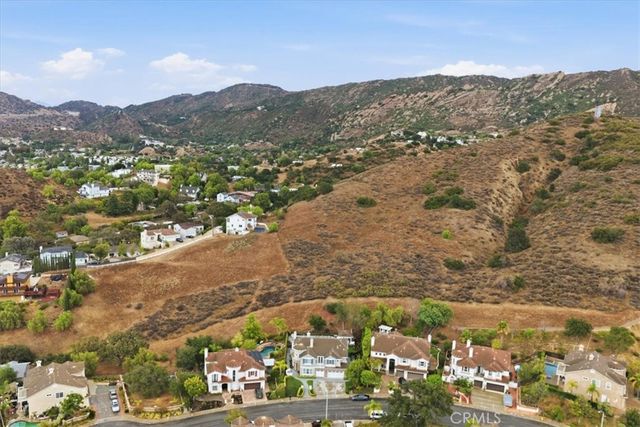 5748 Velvet Oak Court, Simi Valley, CA 93063