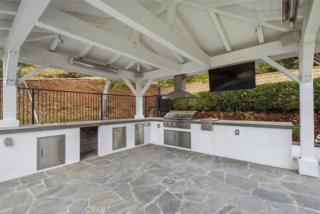 5748 Velvet Oak Court, Simi Valley, CA 93063