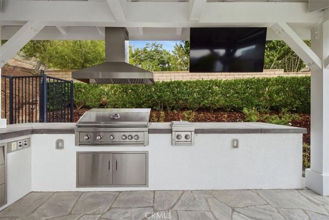 5748 Velvet Oak Court, Simi Valley, CA 93063