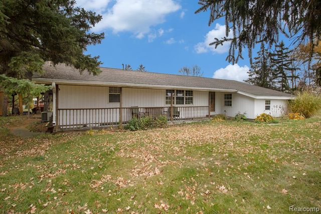 9761 Britton Highway, Tecumseh, MI 49286