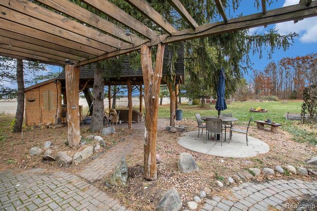 9761 Britton Highway, Tecumseh, MI 49286