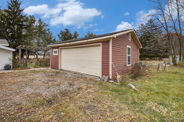 9761 Britton Highway, Tecumseh, MI 49286