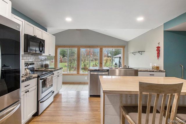 9761 Britton Highway, Tecumseh, MI 49286