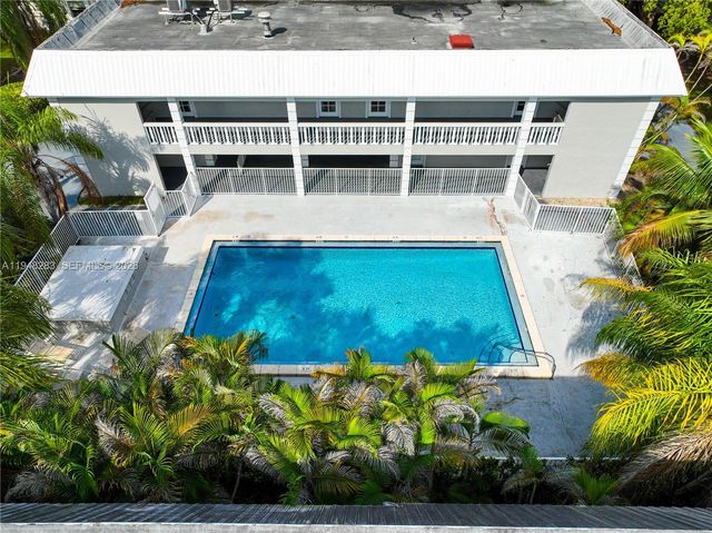 17255 SW 95th Ave 161, Palmetto Bay, FL 33157