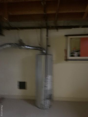 4935 Vista Court, Sterling Heights, MI 48310