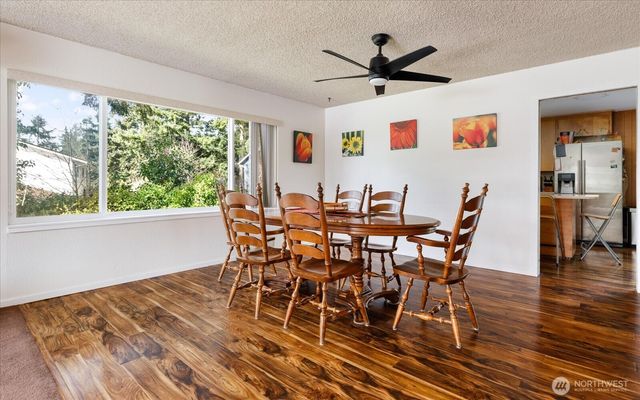 1552 NE Narrows Avenue, Oak Harbor, WA 98277