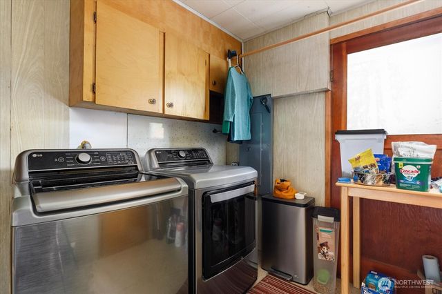 1552 NE Narrows Avenue, Oak Harbor, WA 98277