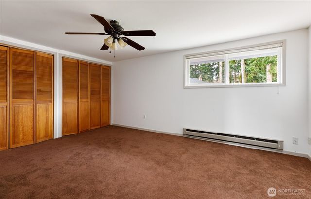 1552 NE Narrows Avenue, Oak Harbor, WA 98277