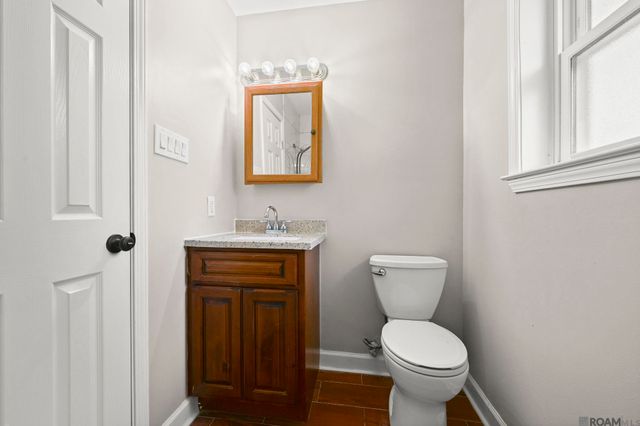 10844 Carmel Dr, Baton Rouge, LA 70818