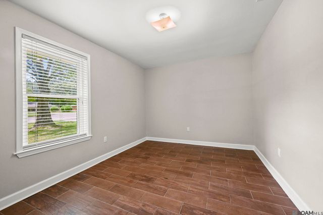 10844 Carmel Dr, Baton Rouge, LA 70818