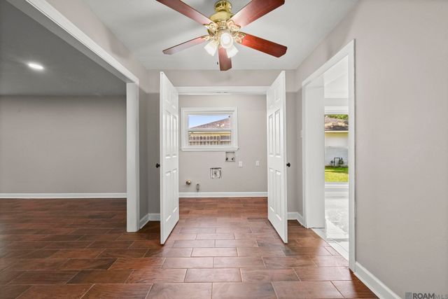 10844 Carmel Dr, Baton Rouge, LA 70818