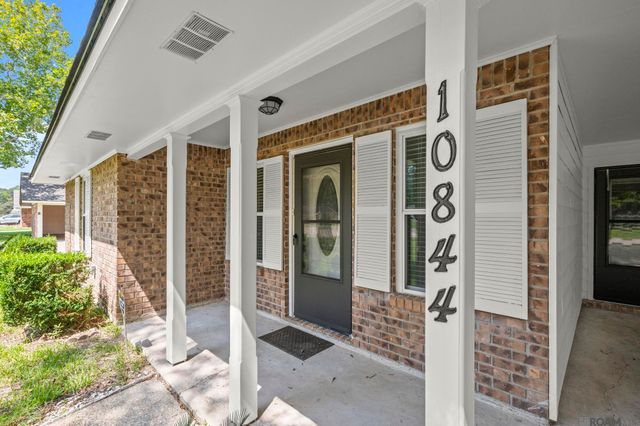 10844 Carmel Dr, Baton Rouge, LA 70818