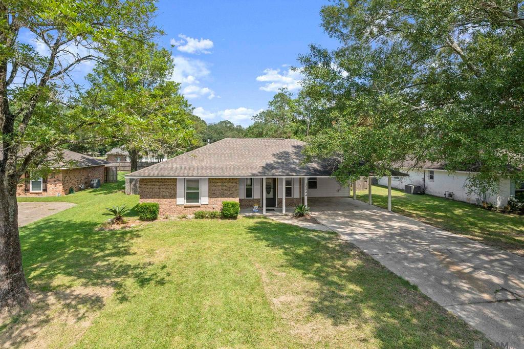 10844 Carmel Dr, Baton Rouge, LA 70818