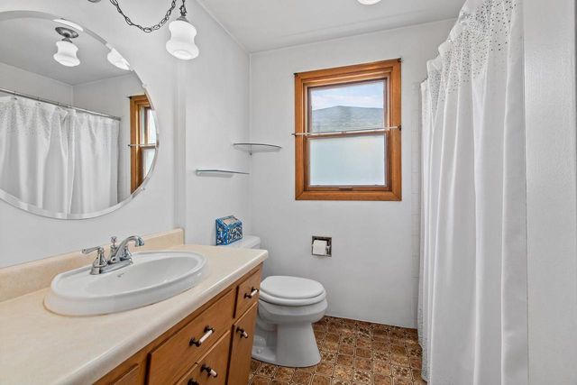 241 SUNSET DRIVE, Menasha, WI 54952