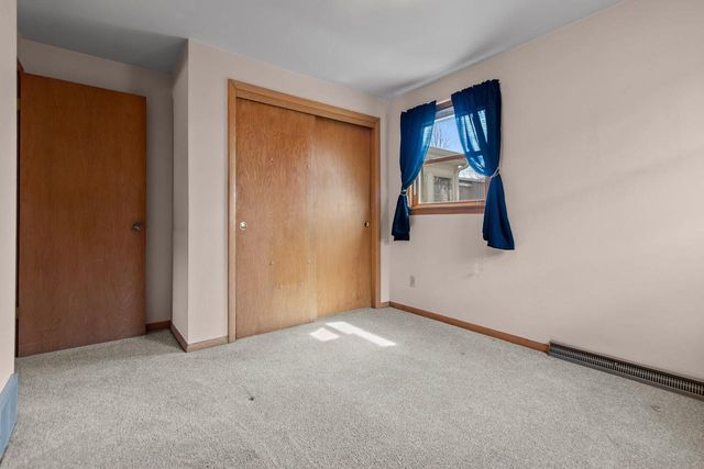 241 SUNSET DRIVE, Menasha, WI 54952