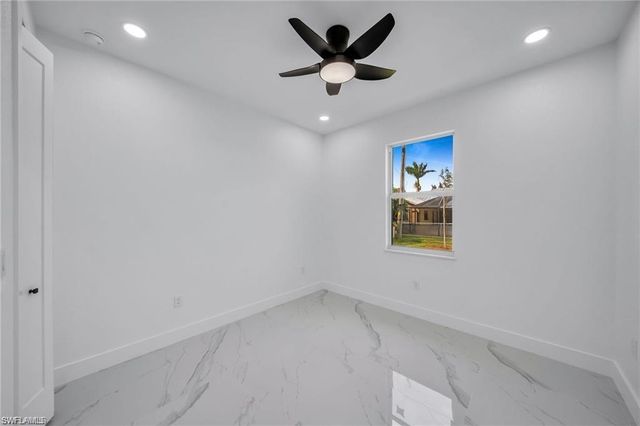 427 SW 21st TER, Cape Coral, FL 33991