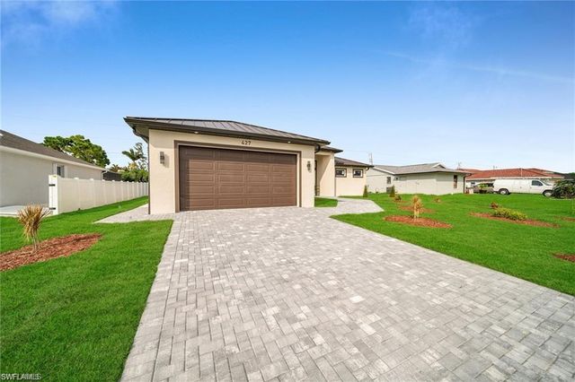 427 SW 21st TER, Cape Coral, FL 33991