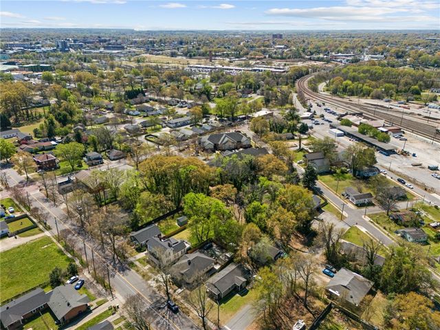 00 KING Street, Greenville, SC 29601