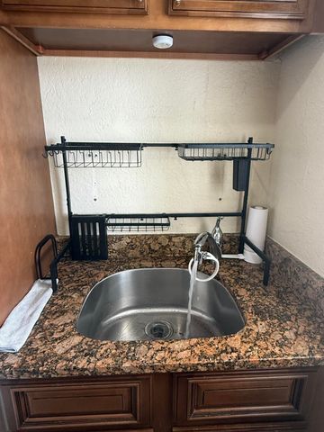 578 NE 20th Street 10e, Wilton Manors, FL 33305