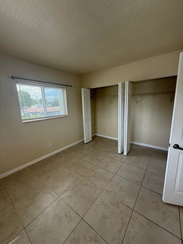 578 NE 20th Street 10e, Wilton Manors, FL 33305