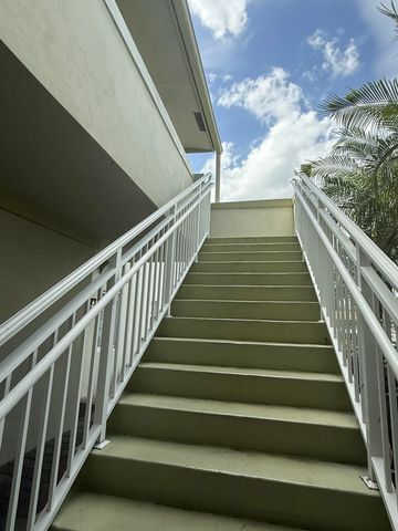 578 NE 20th Street 10e, Wilton Manors, FL 33305
