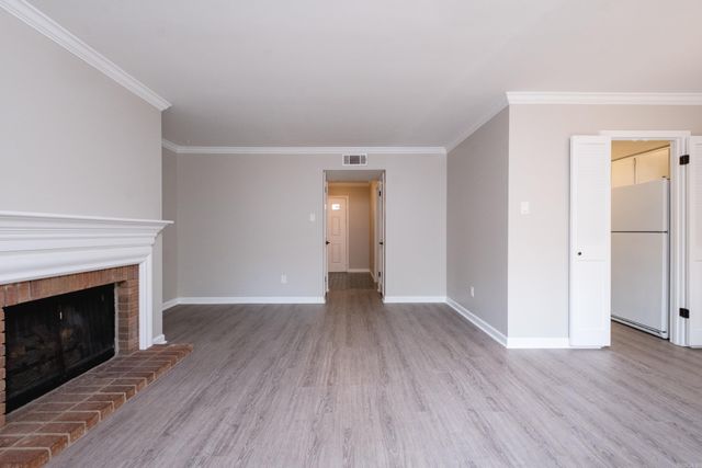 70 Kingsbridge Way Drive, Little Rock, AR 72212