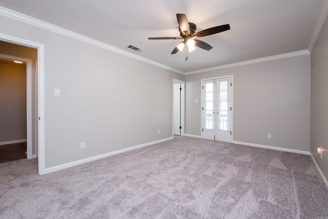 70 Kingsbridge Way Drive, Little Rock, AR 72212