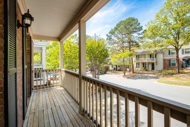 70 Kingsbridge Way Drive, Little Rock, AR 72212