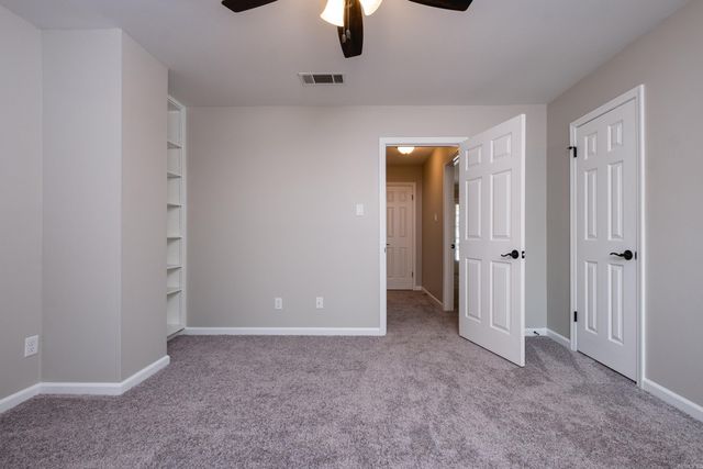 70 Kingsbridge Way Drive, Little Rock, AR 72212