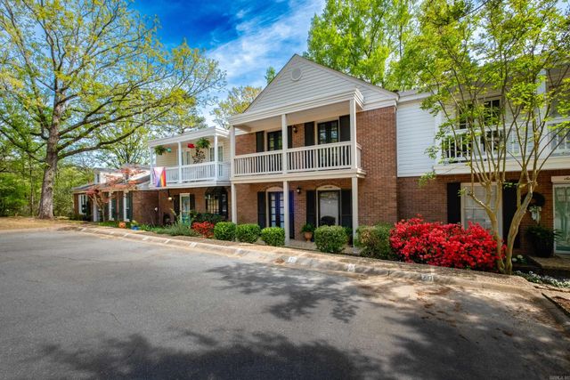 70 Kingsbridge Way Drive, Little Rock, AR 72212