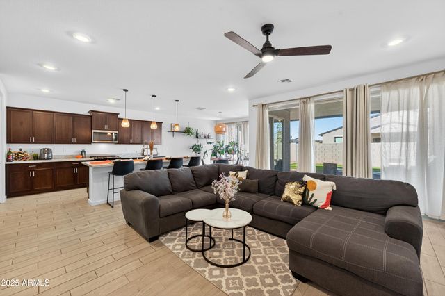 3454 E JASMINE Way, San Tan Valley, AZ 85143