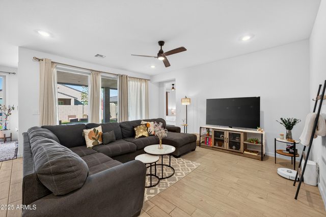 3454 E JASMINE Way, San Tan Valley, AZ 85143