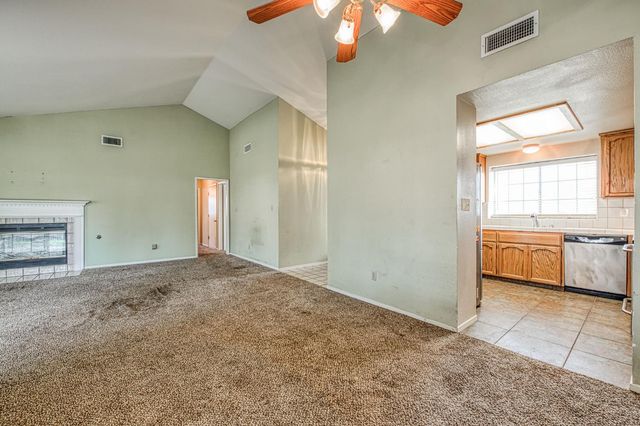 2535 Sierra Avenue, Clovis, CA 93611