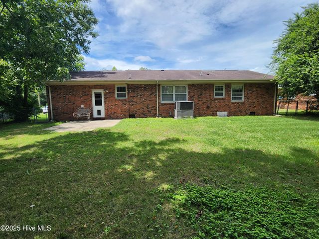 818 Williams Street, Jacksonville, NC 28540