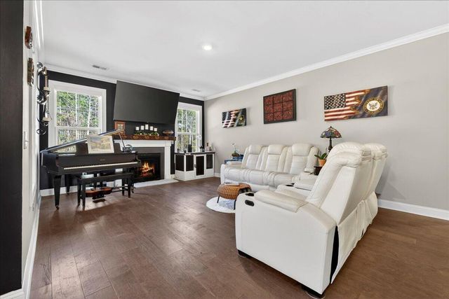 212 Shortmarsh Street, Summerville, SC 29486