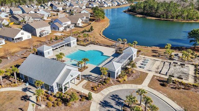 212 Shortmarsh Street, Summerville, SC 29486