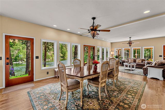 9377 Lone Pine Orchards, Leavenworth, WA 98826