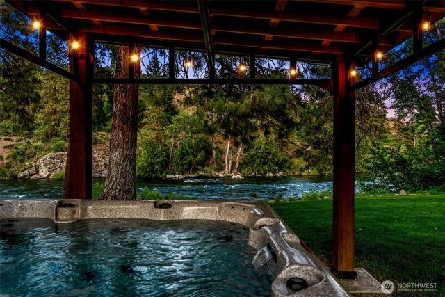 9377 Lone Pine Orchards, Leavenworth, WA 98826