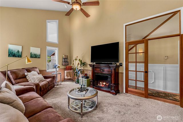 9377 Lone Pine Orchards, Leavenworth, WA 98826