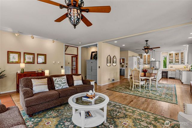 9377 Lone Pine Orchards, Leavenworth, WA 98826