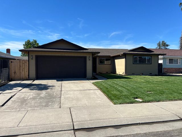 111 Paragon Ave, Stockton, CA 95210
