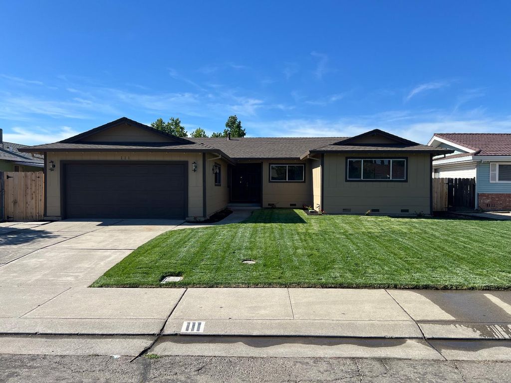 111 Paragon Ave, Stockton, CA 95210
