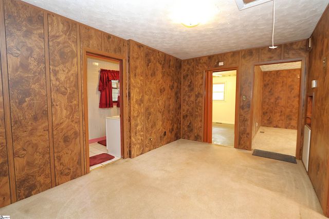 127 Norris Court, Spartanburg, SC 29306