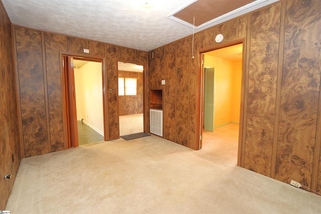 127 Norris Court, Spartanburg, SC 29306